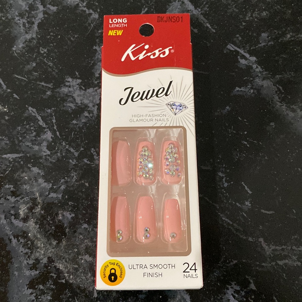 Kiss Jewel glue on nails